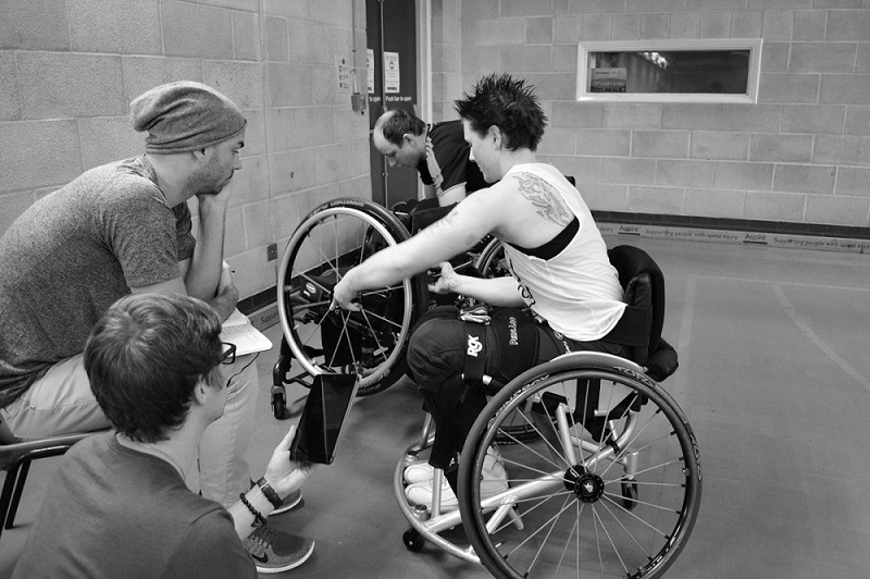 轮椅外观设计.jpg 轮椅外观设计.jpg